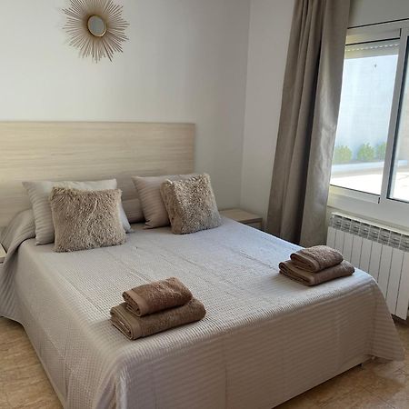 Lux Spa 2 Barcelona Vallirana Bagian luar foto